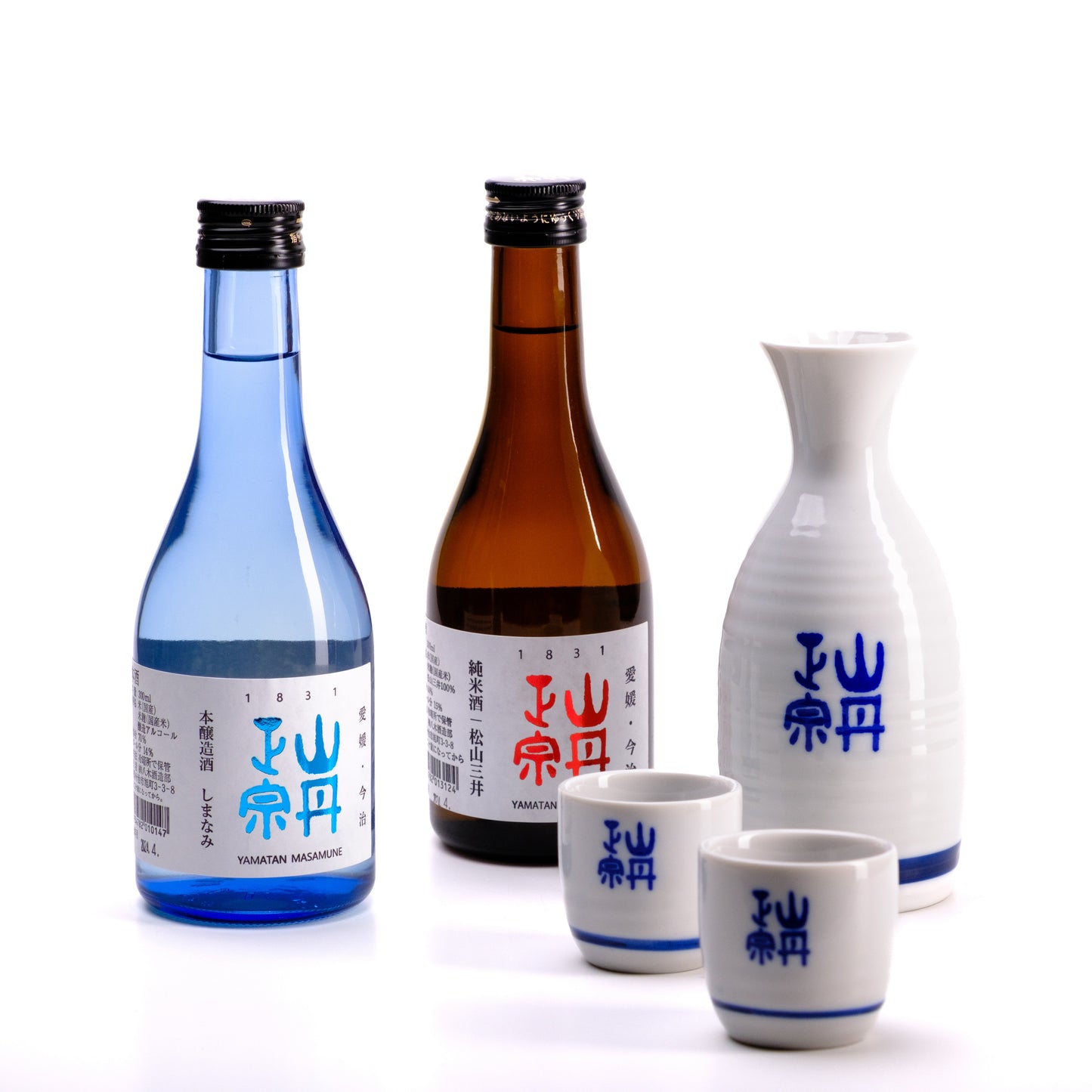 Yamatan Masamune Sake-Set mit Karaffe und Becher, Hon-Jozo, Junmai-shu, Premiumsake, 2 x 300ml